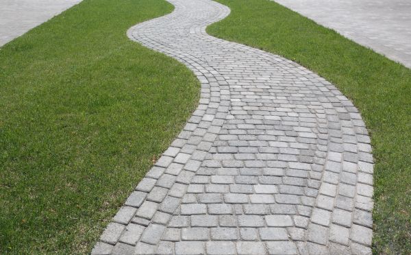 Cost of Walkway Paving in Avon